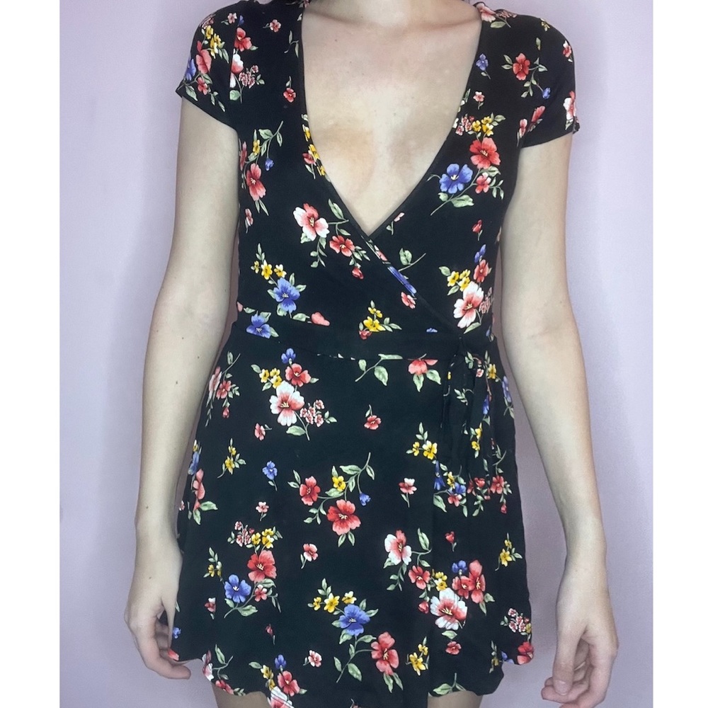 Forever 21 Black Floral Romper
